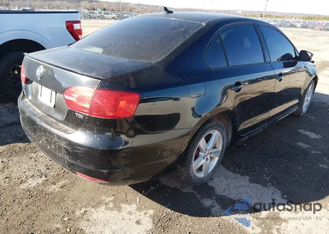 2011 Volkswagen Jetta 2.0L Tdi from USA, damaged, VIN 3VWLL7AJ1BM070026